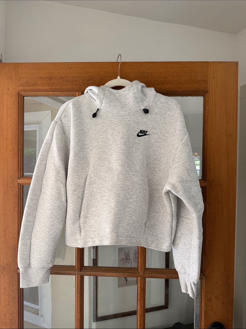 Nike Women's Light Heather Gray Cropped Hoodie Sweatshirt